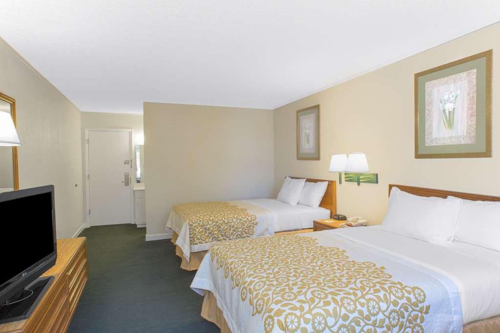 Econo Lodge Cherry Point Havelock Habitación foto